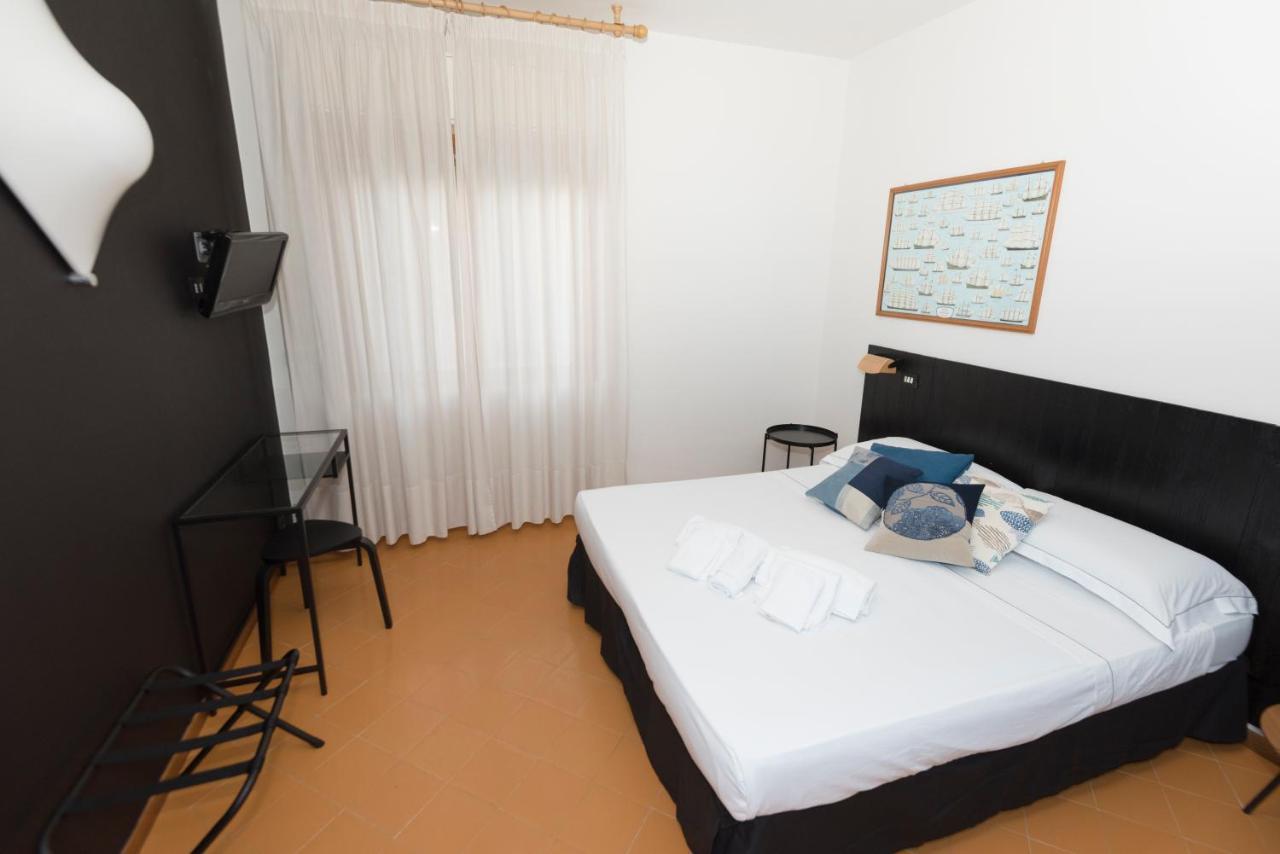 Mami Sabaudia Hotel Kültér fotó