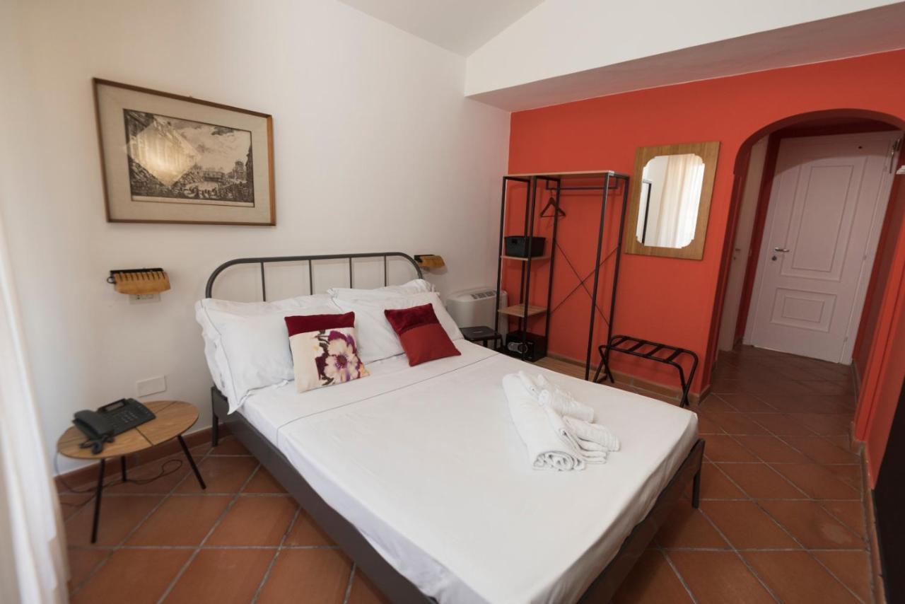 Mami Sabaudia Hotel Kültér fotó